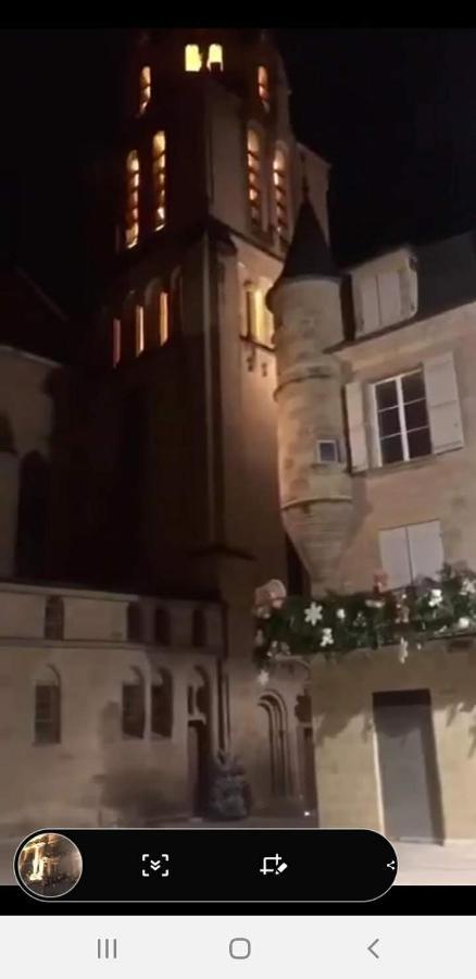Chambre Climatisee Au Coeur De Brive Avec Televiseur Connecte Wifi Netflix Екстер'єр фото